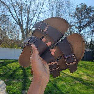 NWOT Brown Birkenstock Sandals